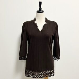 Ming Wang Brown Queen Ann High Neck 3/4 Sleeve Beaded Studs Crochet Knit Tunic